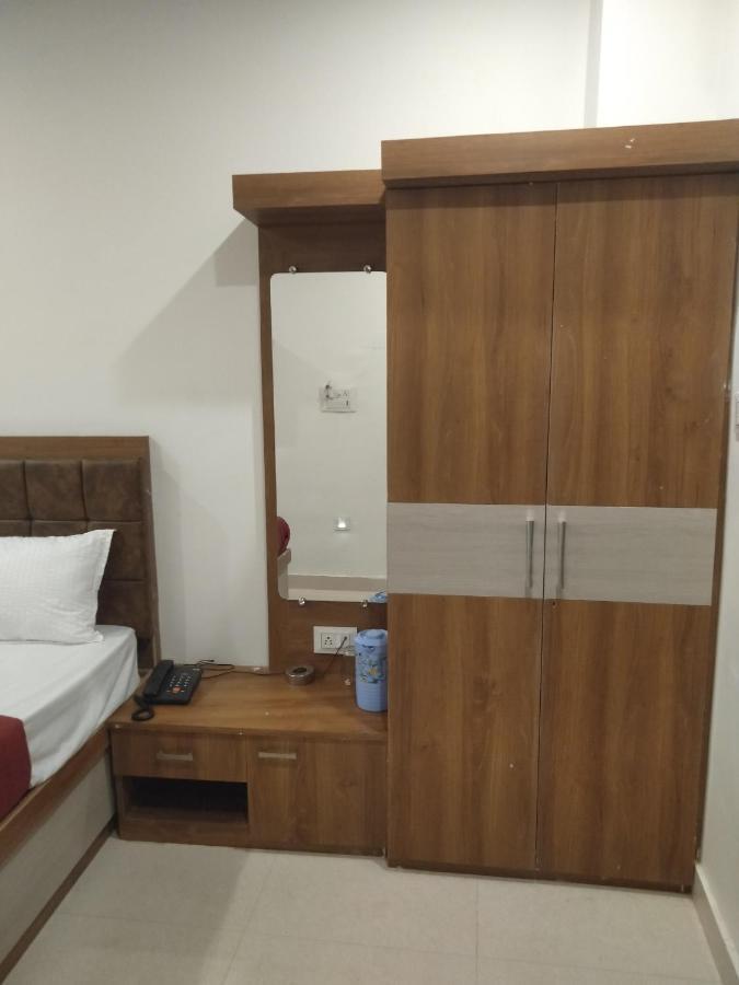 Rudraksha Guest House Varanasi Exterior photo