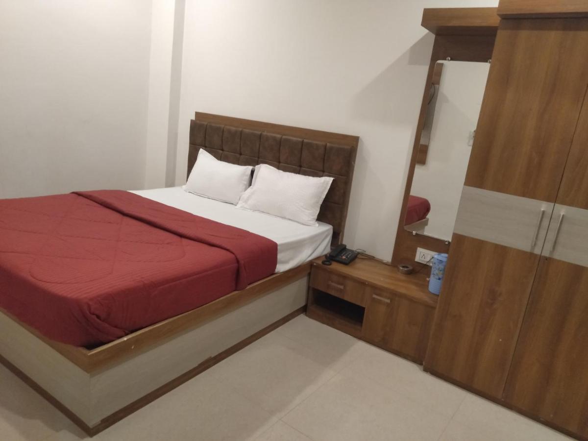 Rudraksha Guest House Varanasi Exterior photo